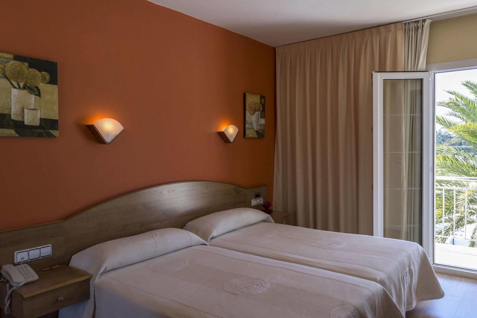 Hotel Nuevo Vichona Санхенхо Экстерьер фото